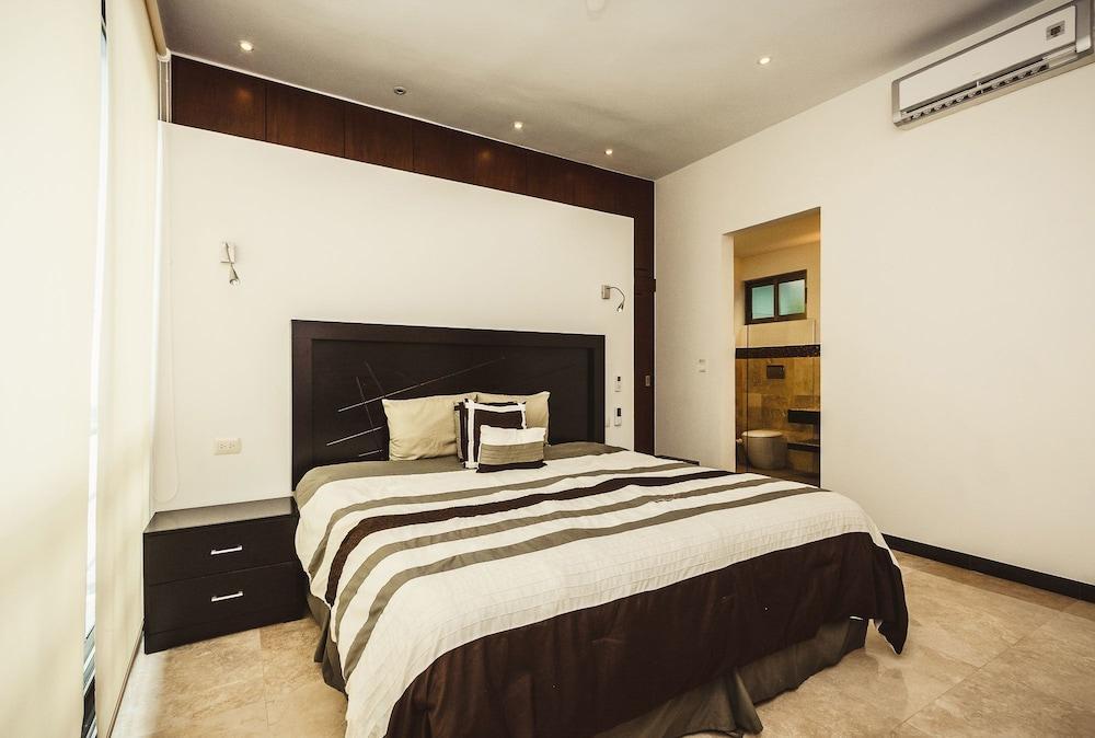 Klem 103 By Nas Playa del Carmen